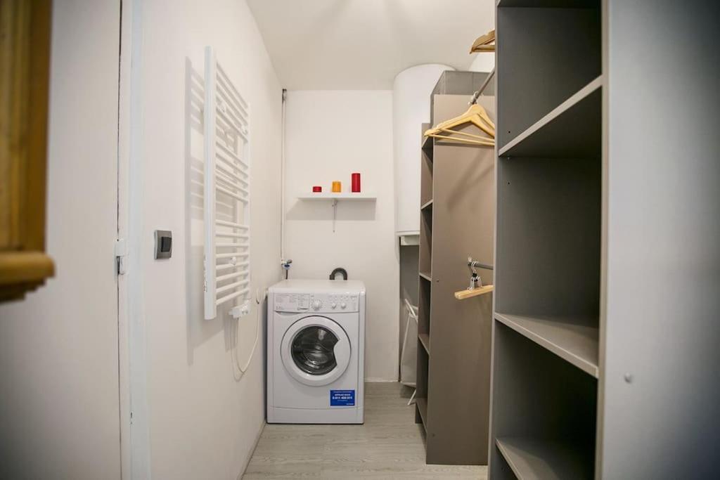Studio In Heart Of Montmartre Sacre Coeur
